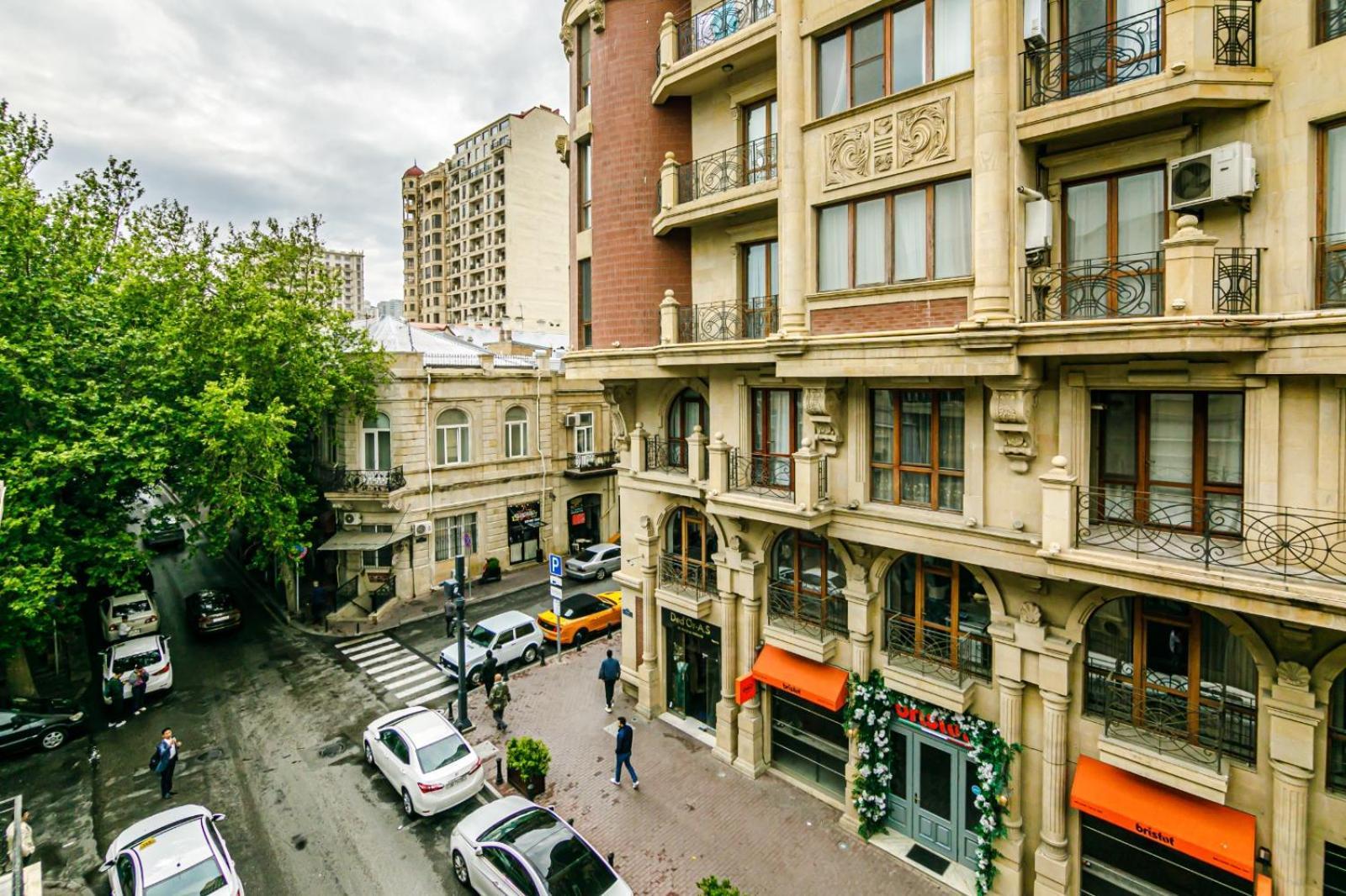 Sera Hotel Bakoe Buitenkant foto