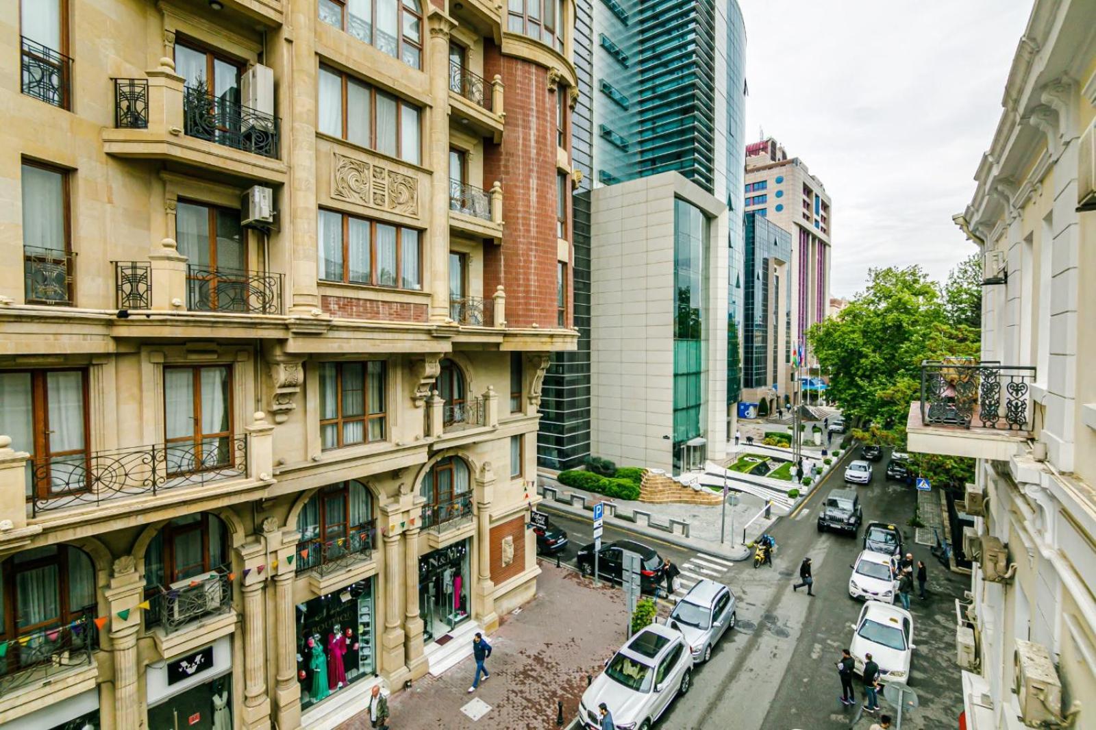 Sera Hotel Bakoe Buitenkant foto