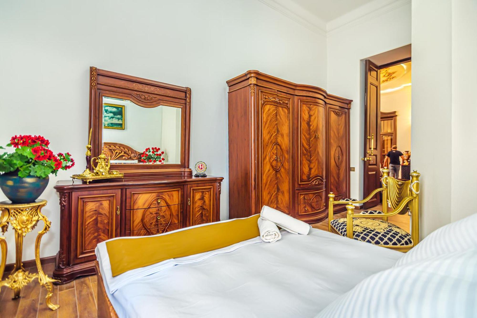 Sera Hotel Bakoe Buitenkant foto