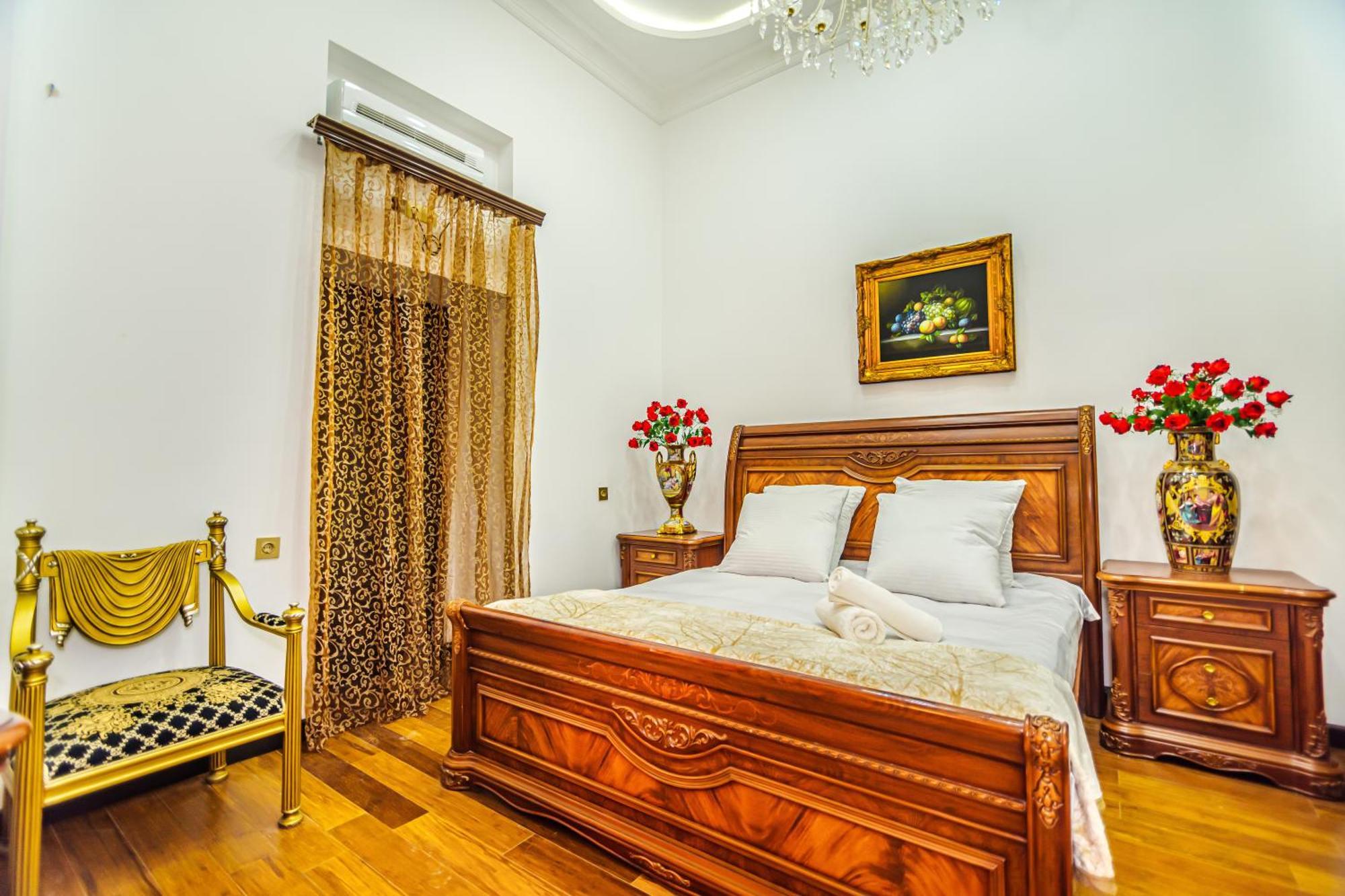 Sera Hotel Bakoe Buitenkant foto