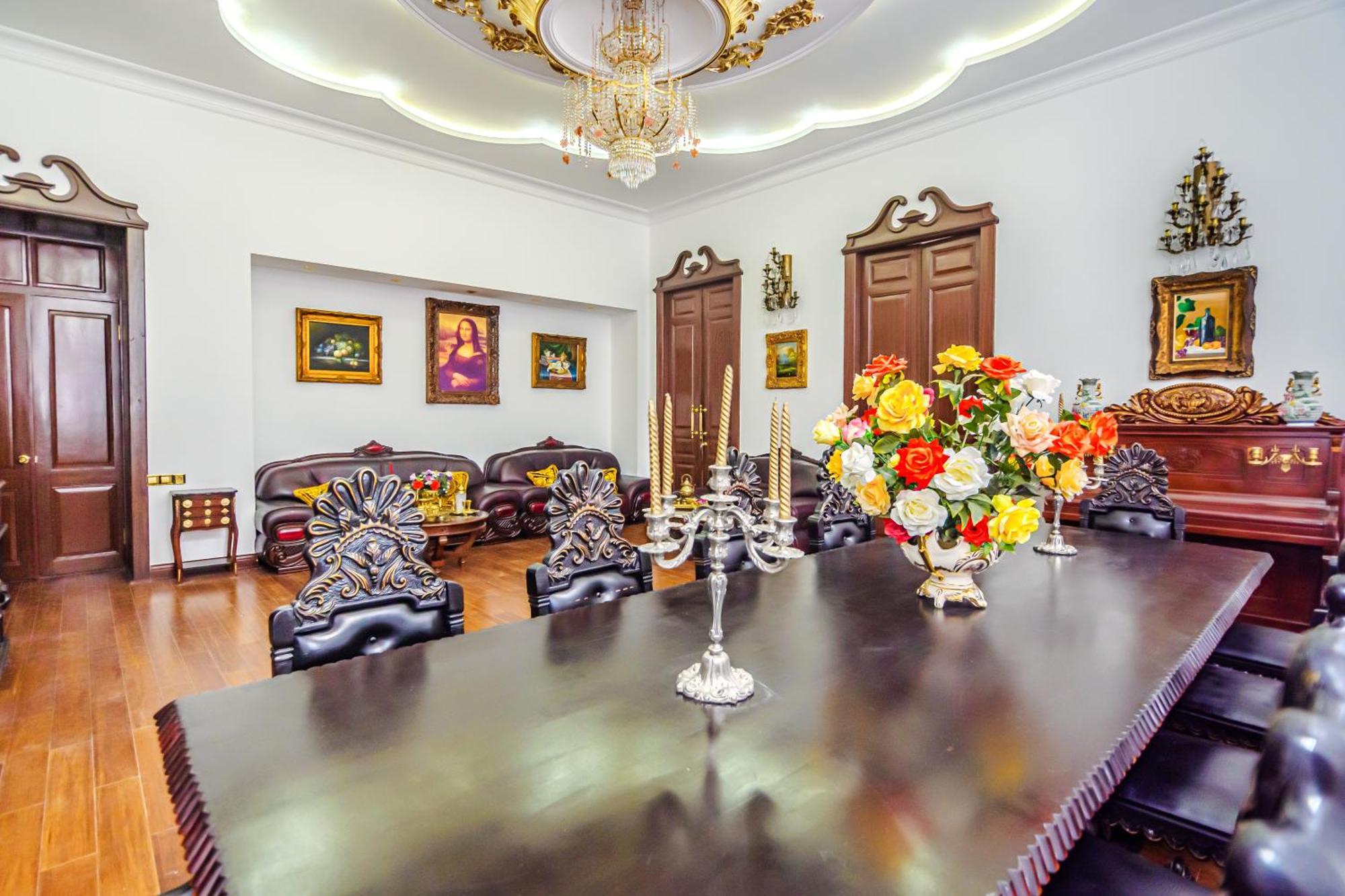 Sera Hotel Bakoe Buitenkant foto