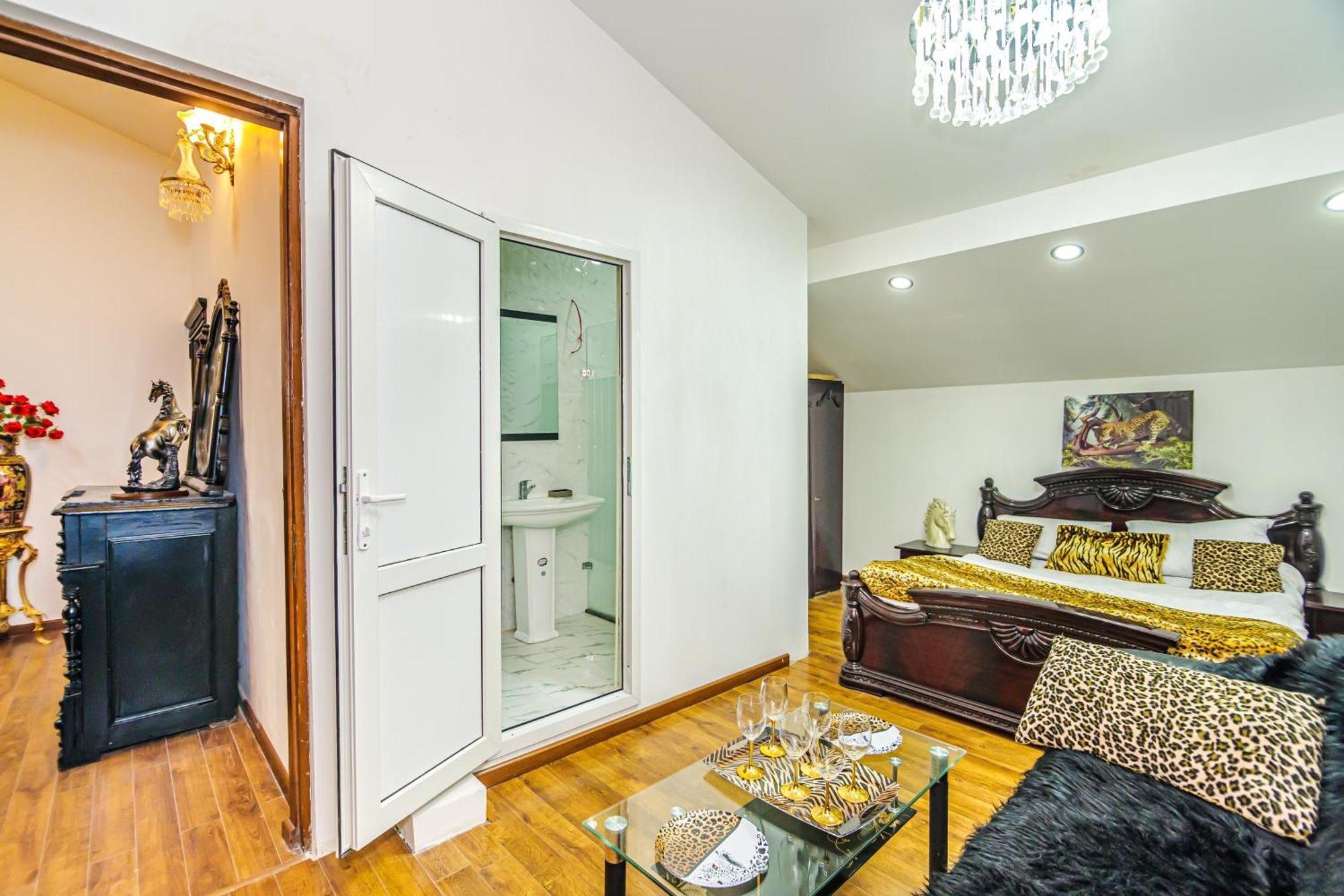 Sera Hotel Bakoe Buitenkant foto