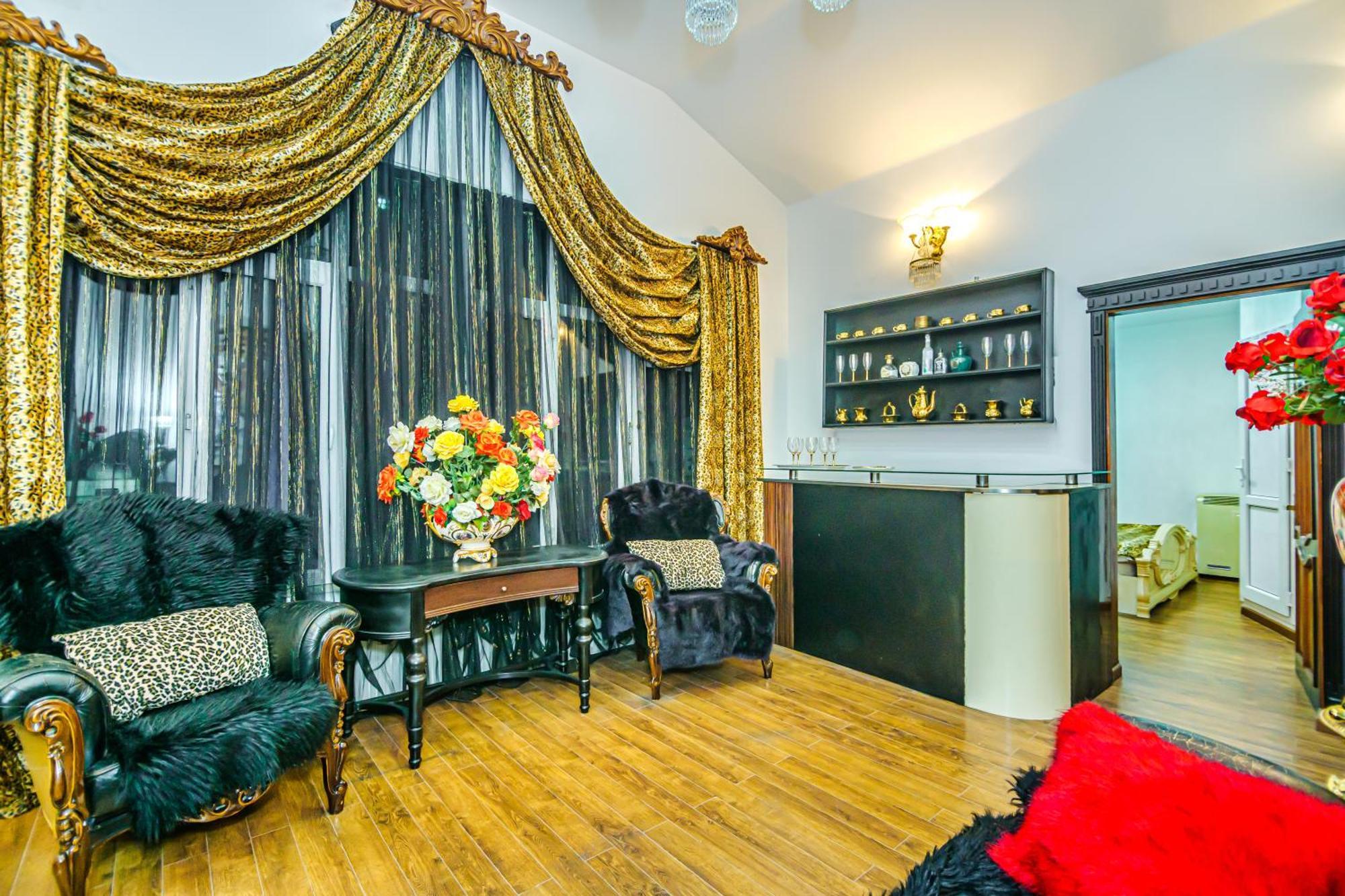 Sera Hotel Bakoe Buitenkant foto
