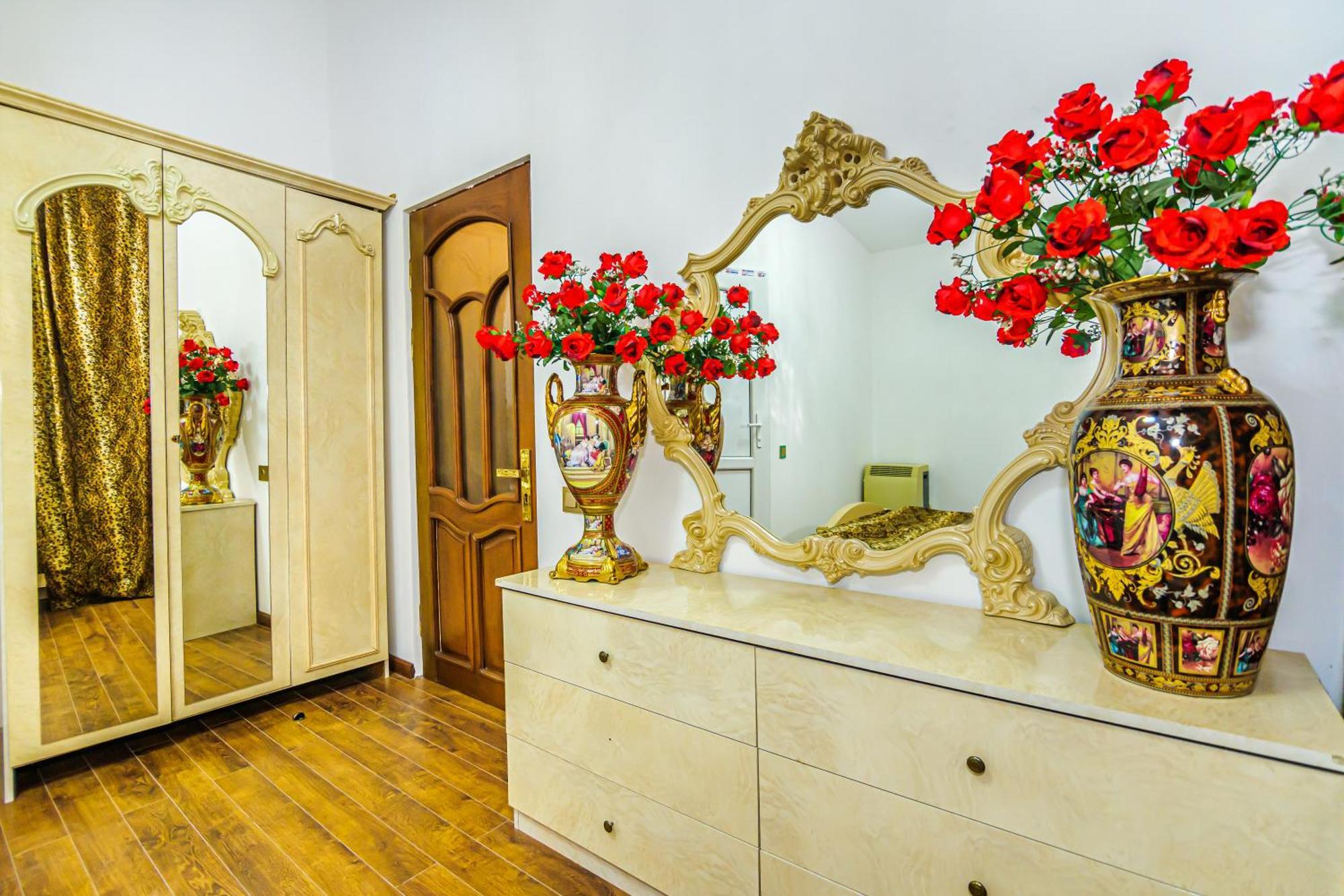 Sera Hotel Bakoe Buitenkant foto