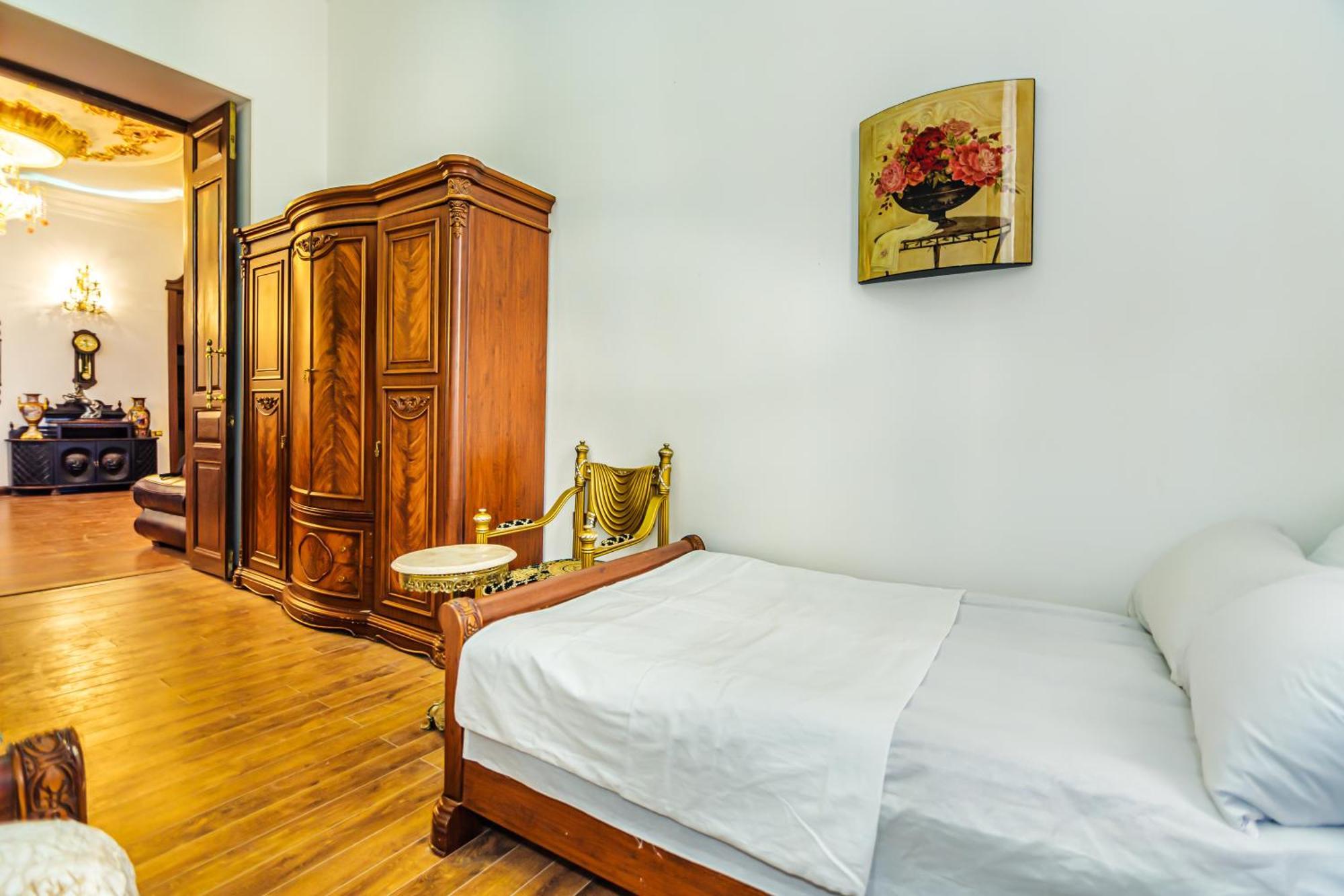 Sera Hotel Bakoe Buitenkant foto