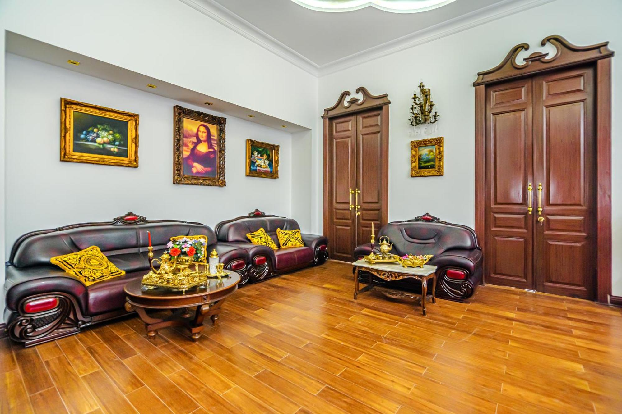 Sera Hotel Bakoe Buitenkant foto